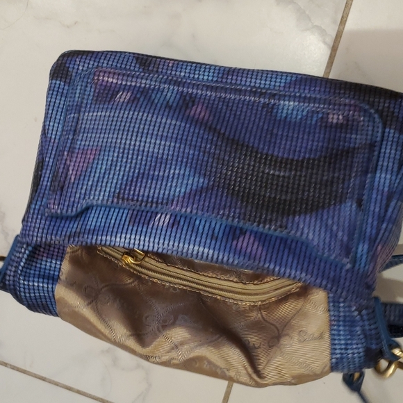 Handbag - Picture 3 of 4